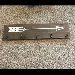 Wooden Arrow Wall Hook Art